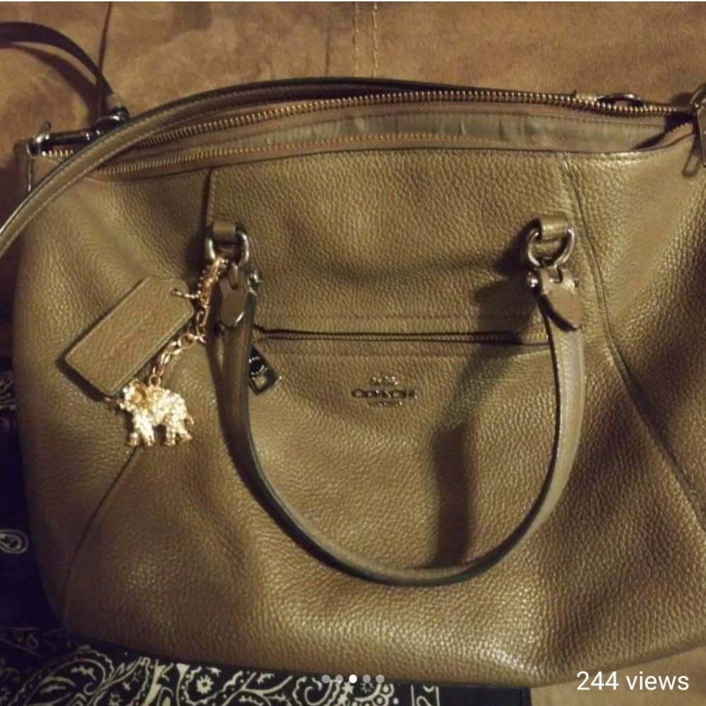 Coach Handbag - Picture 2 of 5